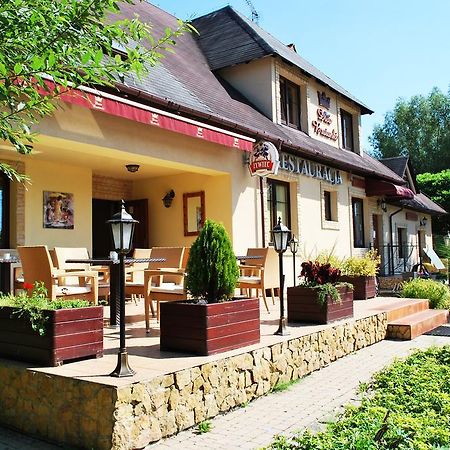 Hotel Dwa Bratanki à Rzeszów Extérieur photo