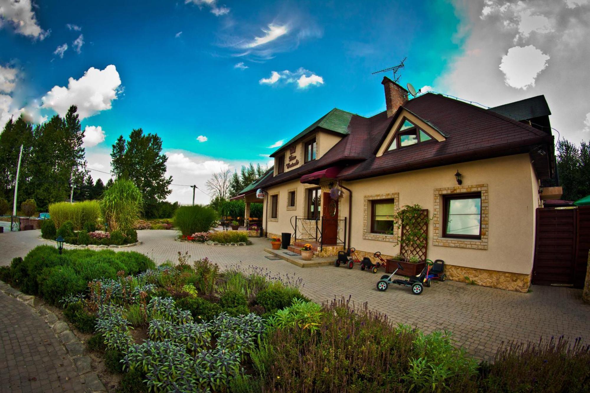 Hotel Dwa Bratanki à Rzeszów Extérieur photo