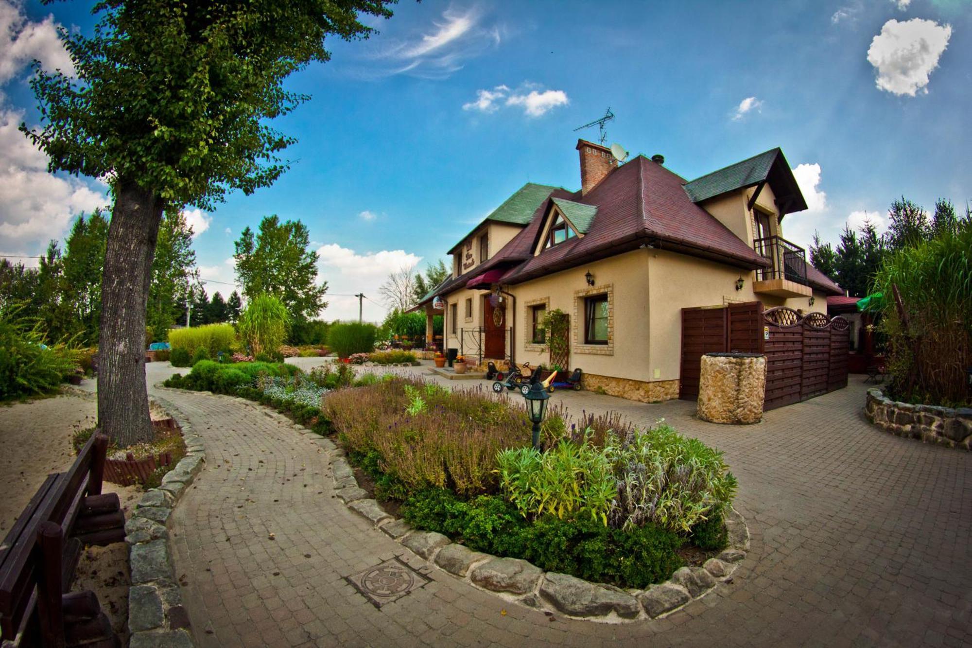 Hotel Dwa Bratanki à Rzeszów Extérieur photo
