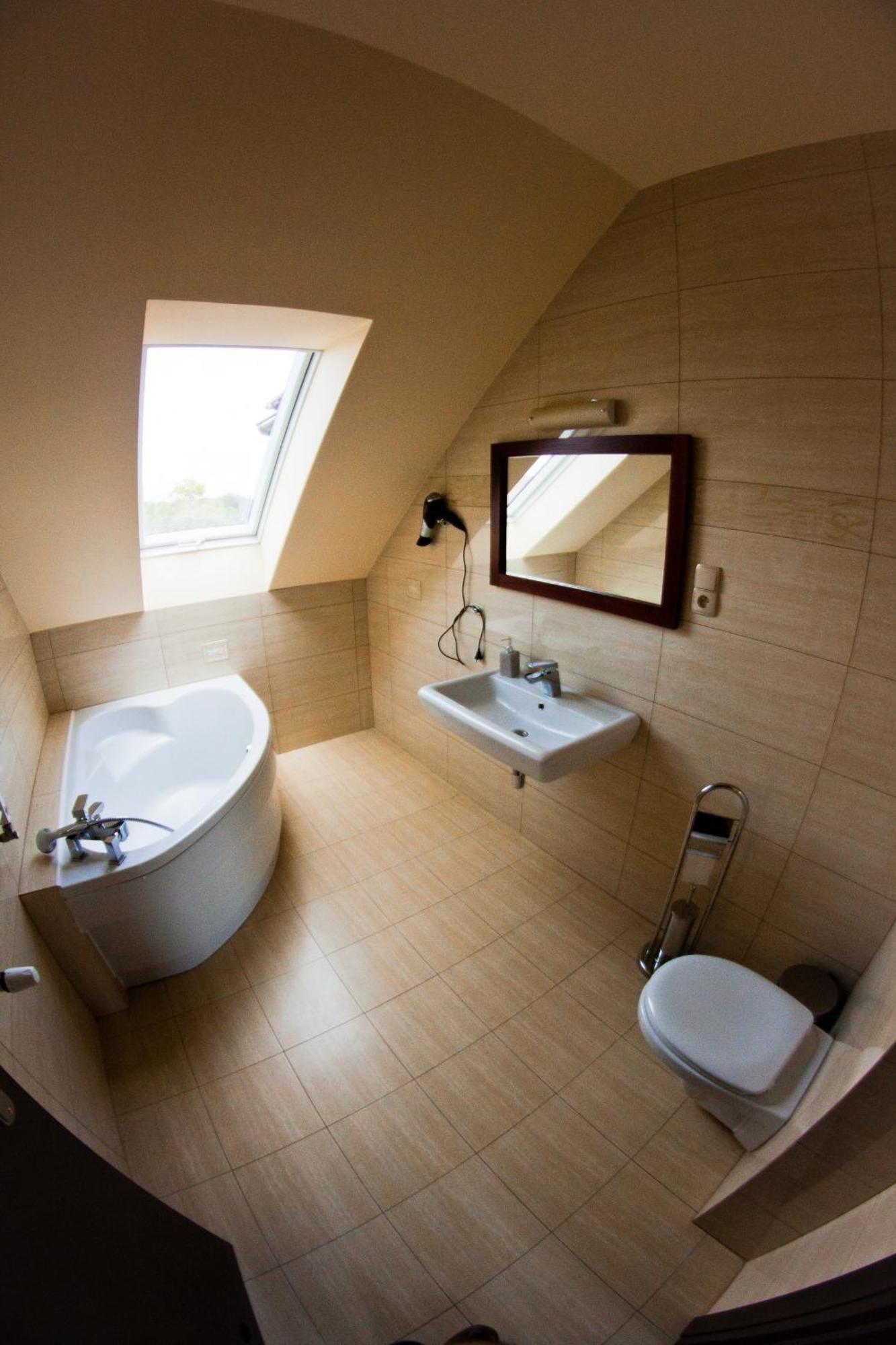 Hotel Dwa Bratanki à Rzeszów Extérieur photo
