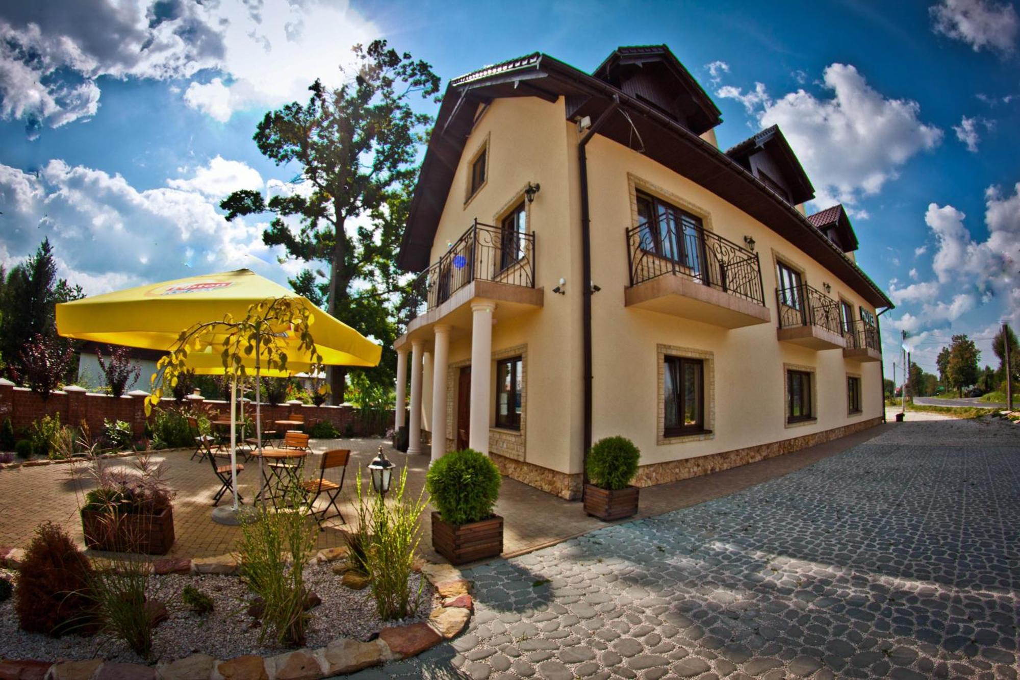 Hotel Dwa Bratanki à Rzeszów Extérieur photo