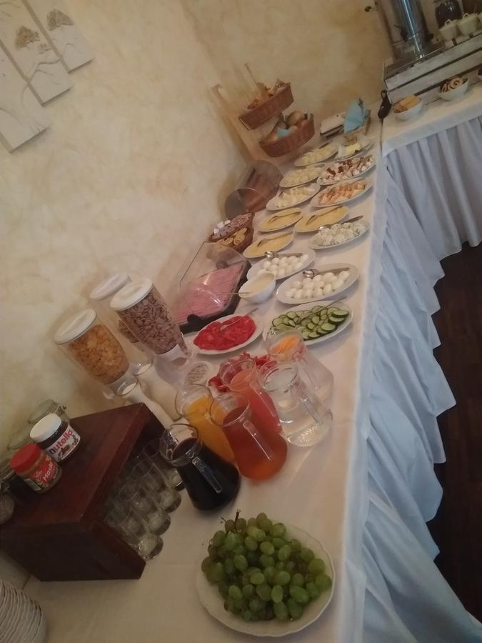 Hotel Dwa Bratanki à Rzeszów Extérieur photo
