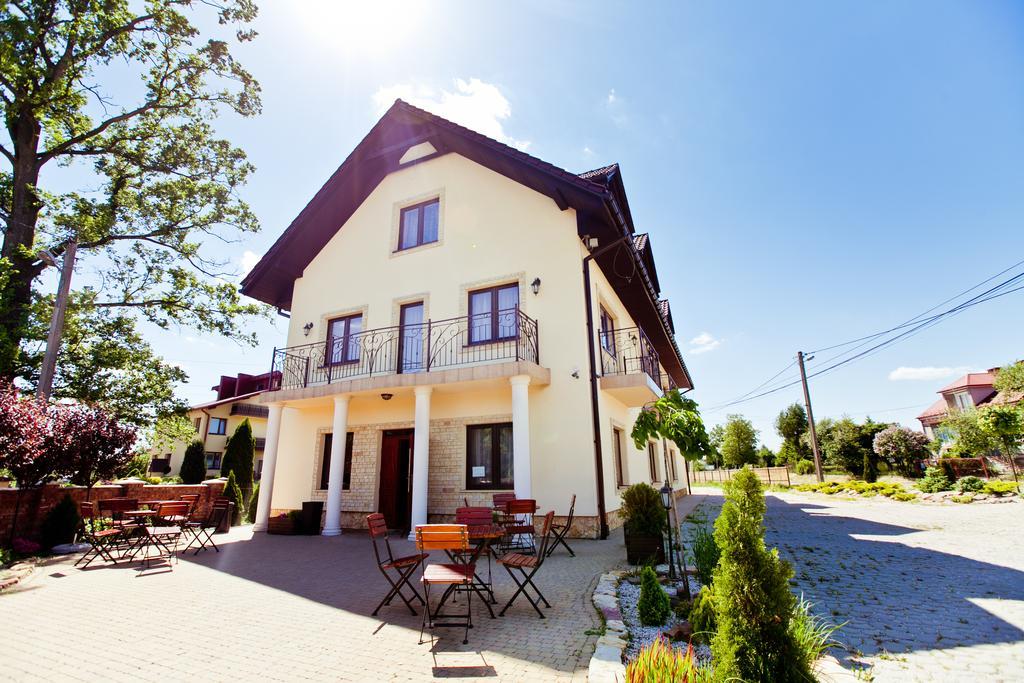 Hotel Dwa Bratanki à Rzeszów Extérieur photo