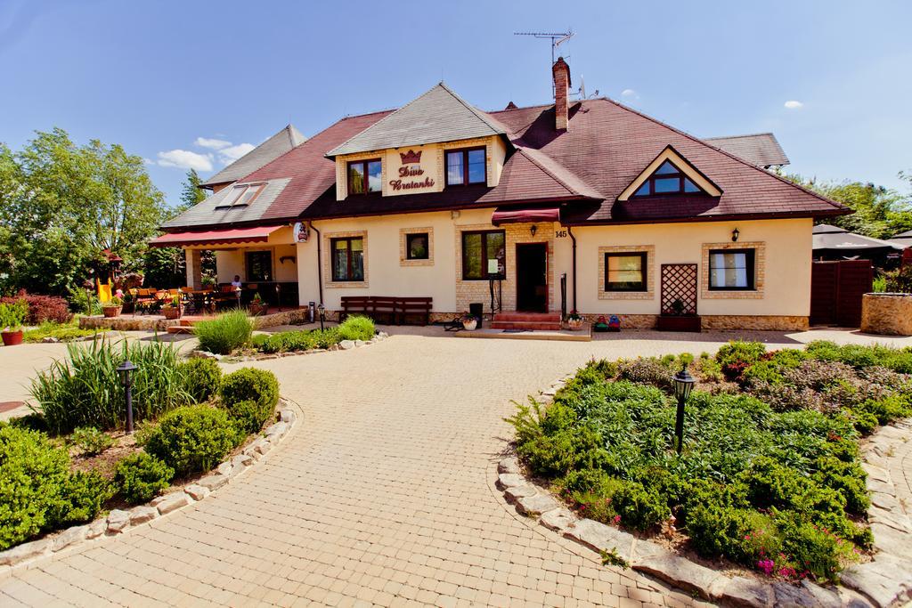 Hotel Dwa Bratanki à Rzeszów Extérieur photo
